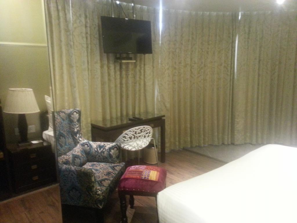 Hotel Golden Oak Jaipur Quarto foto